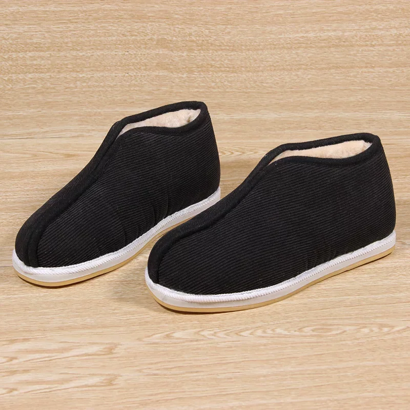 Winter Old Beijing Cloth Slippers – Warm Fleece-Lined Black Slip-Ons, Non-Slip Indoor House Shoes for Seniors & Adults