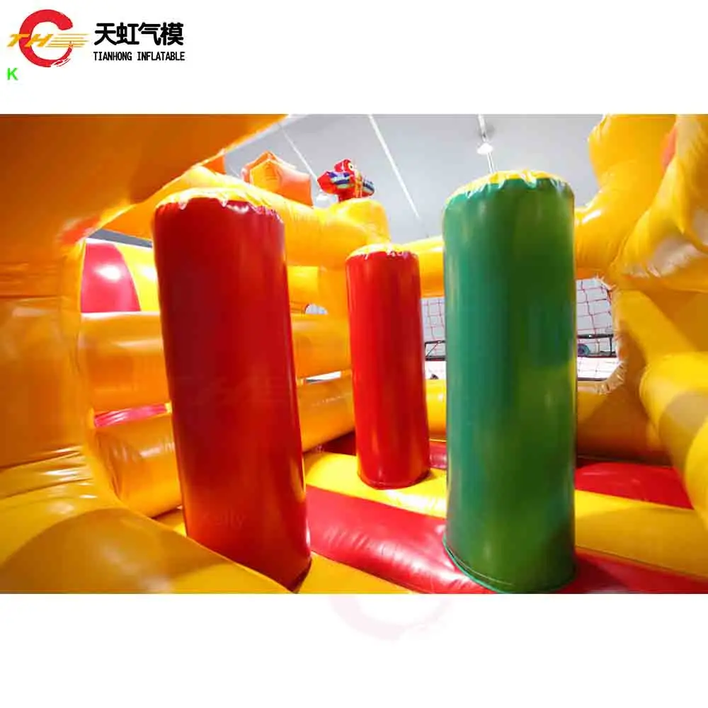 ملعب دورة عقبة قابلة للنفخ على شكل الغابة، حارس تجاري متين قابل للنفخ مع عوائق منزلقة