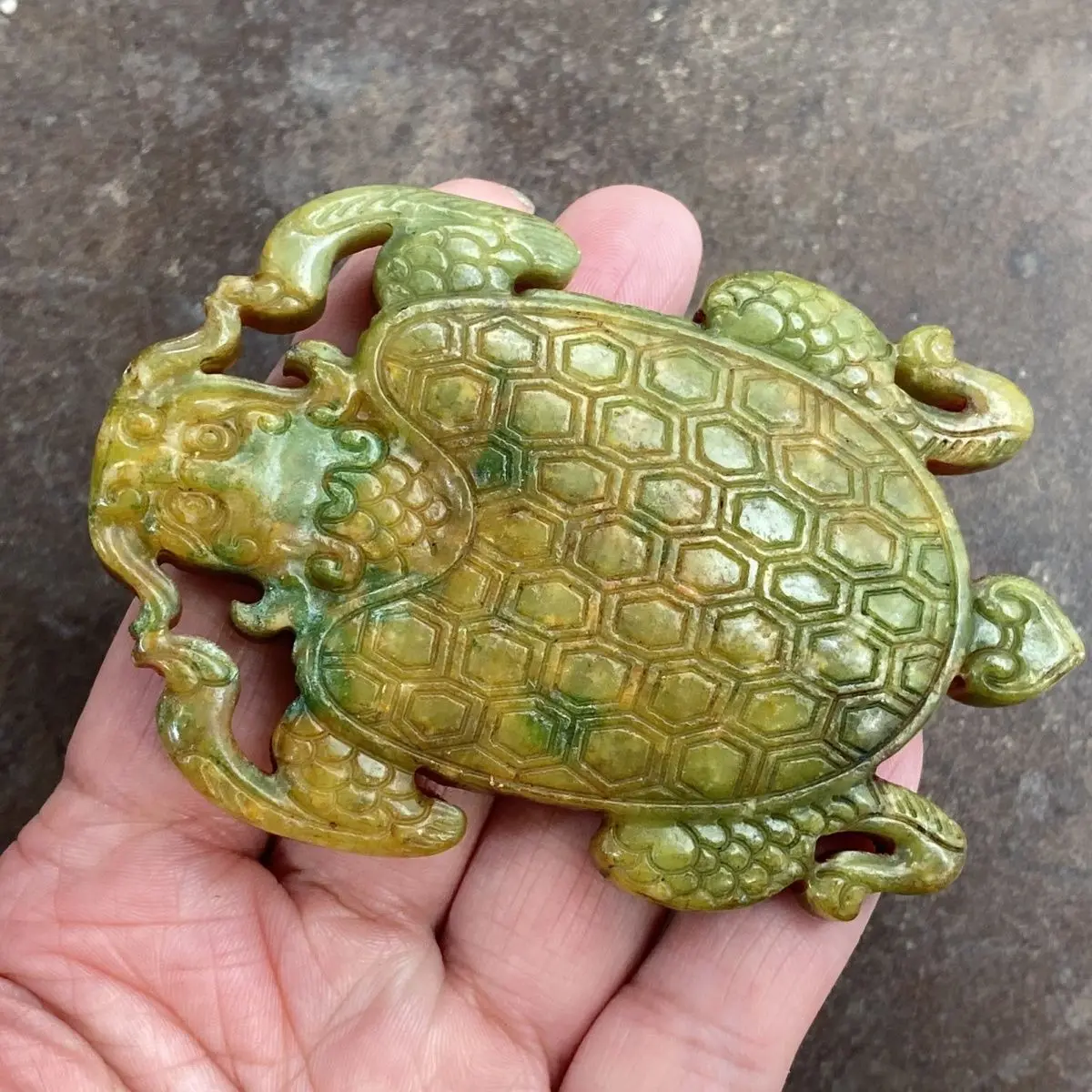 Supply antique imitation aged Xiuyan jade carved dragon turtle longevity turtle jade ornament hand piece