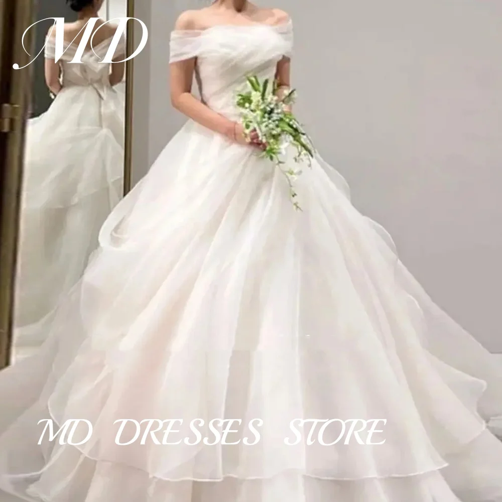 

MD Simple Off Shoulder A-line Wedding Dress Organza Korea Photoshoot Floor-Length Bridal Gown Corset Back Customized 웨딩드레스 2025