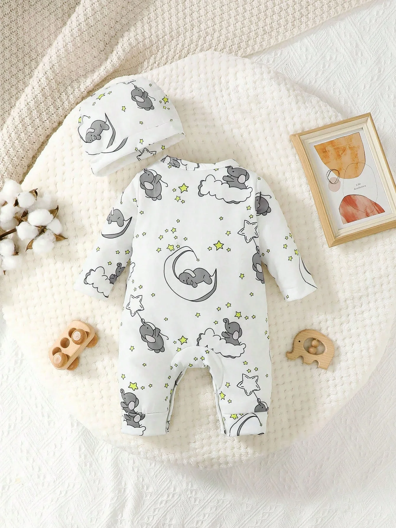 2pcs Baby Cute Cartoon Elephant Pattern Embroidery Long Sleeve Romper With Hat