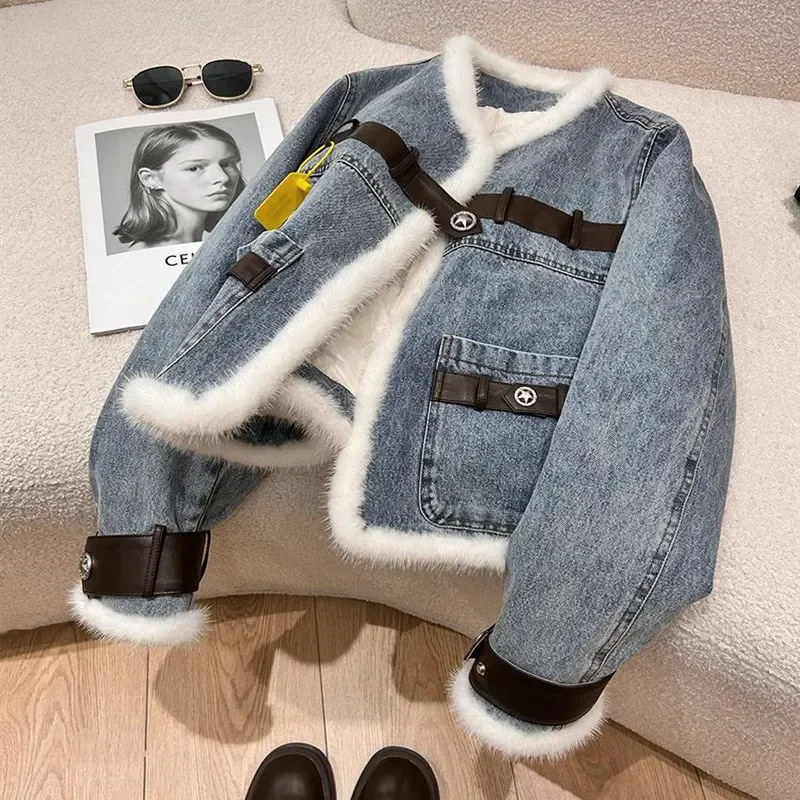 

2025 Winter New Chic Denim Stitching Jacket Outwear Women's Fashion Loose Faux Fur Warm Short Thick Down Cotton Inner Jeans Coat