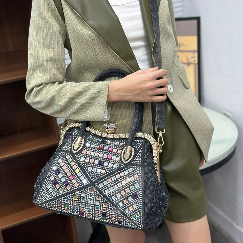 2026 New Light Luxury Women's Handbag Fashion High-end Elegant Crossbody Shoulder Large Capacity Diamonds Bags