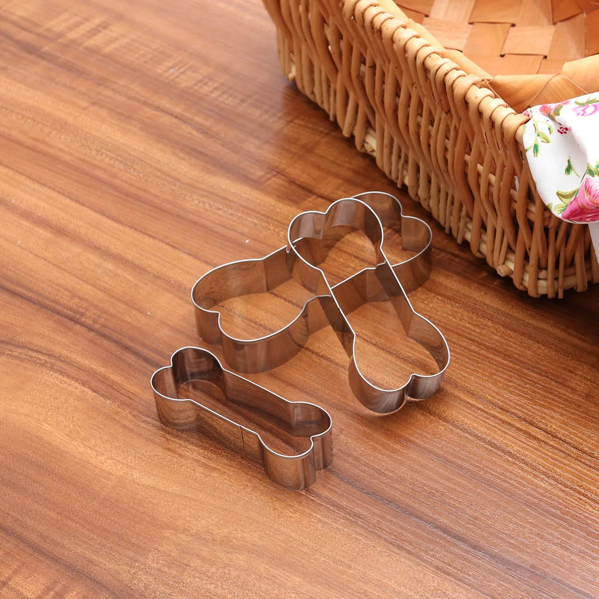 

3 Pcs Biscuit Mold Dog Bone Cookie Cutter Set Baking Hexagon Different Sizes of Cutters Perfect for Recipes