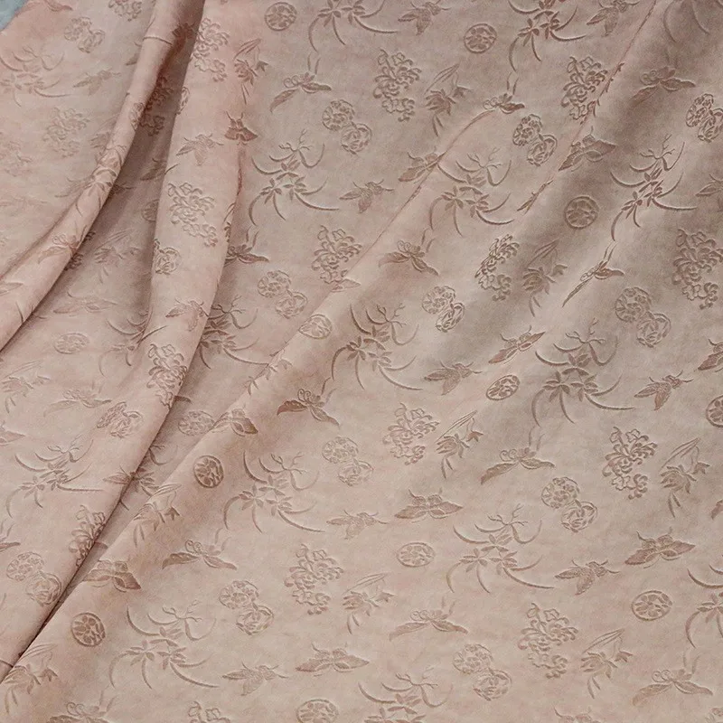 

Artistic silk jacquard dirt-dyed fabric a niche design for clothing