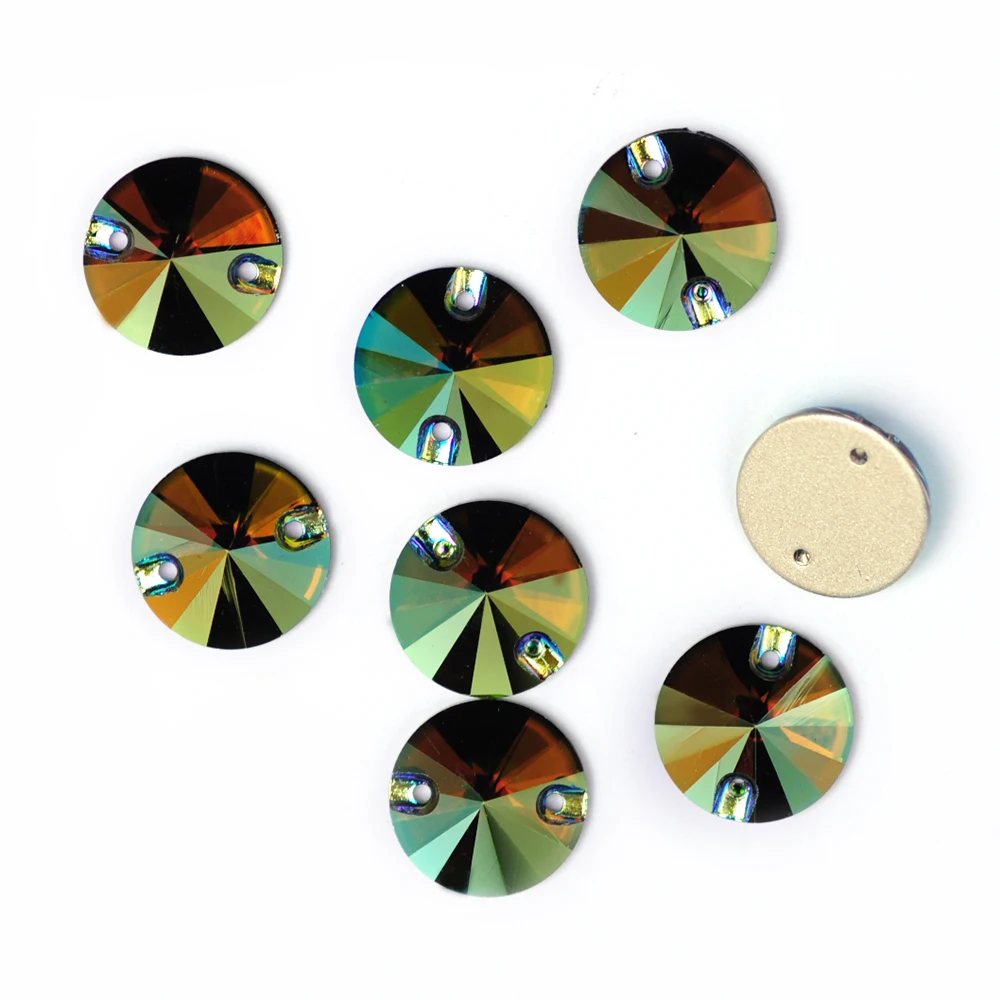 Hochwertige Flatback-Strasssteine Rivoli AB-Beschichtung zum Aufnähen aus Glas-Kristall für Handarbeiten, Kleidungsstücke, Sportanzüge und Kleiderdekoration. – Detail 4