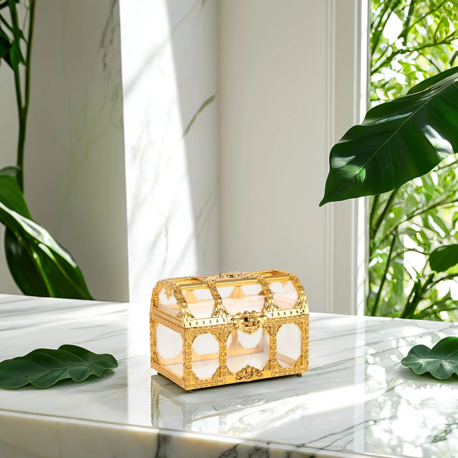 

1pcs Transparent Golden Treasure Box for Candies Kids Cake Dessert Table Birthday Celebration Small Treasure Chest