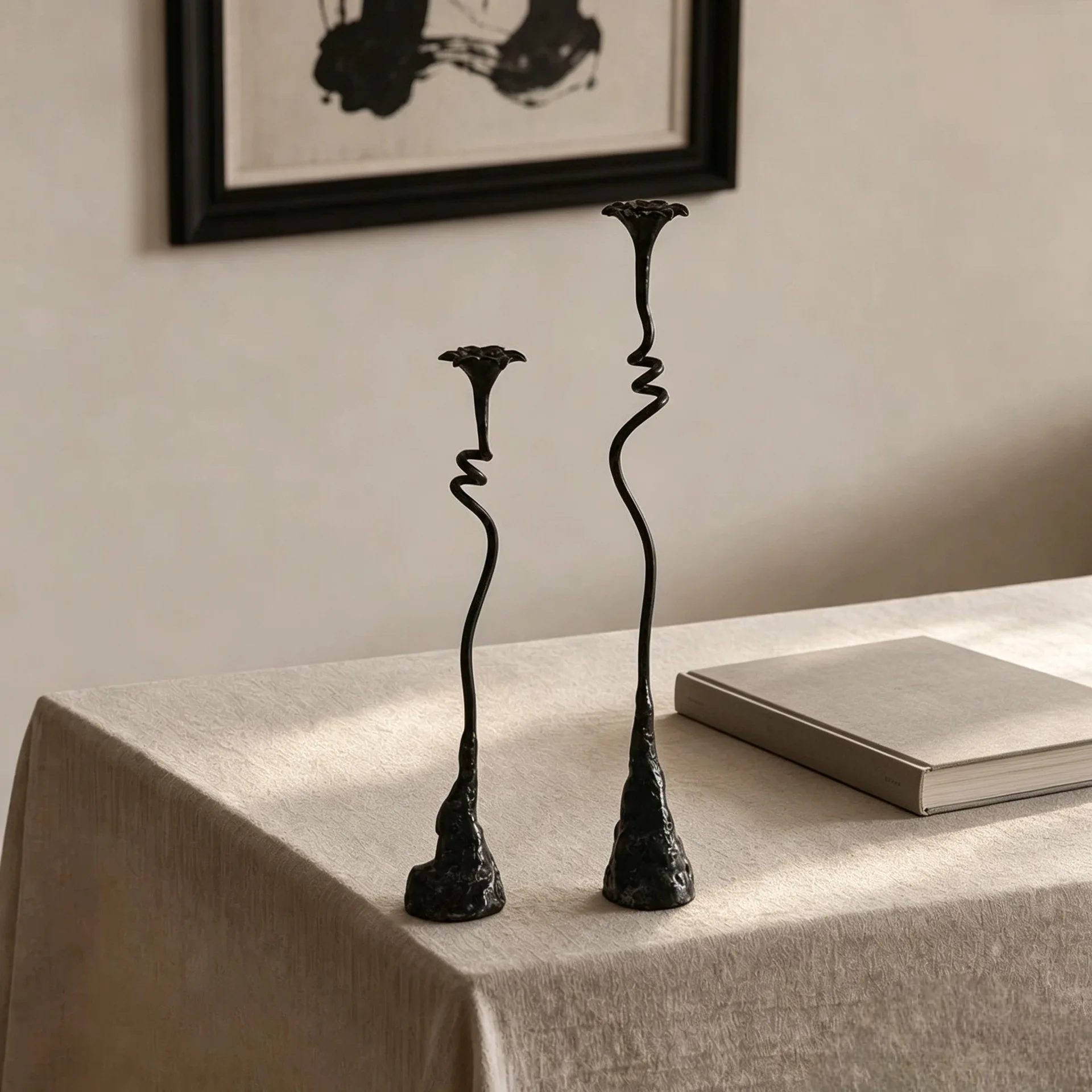Iron Candlestick Creative Twisted Petal Candlestick Vintage Black Modern Home Decor Living Room Tabletop Center