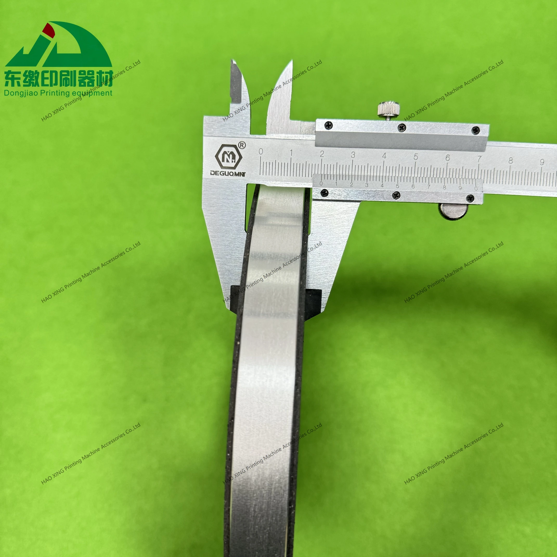 การพิมพ์ชิ้นส่วนเครื่องจักรเบรค Pad C7.101.3023 สําหรับ Heidelberg XL105 CD102 การพิมพ์ชิ้นส่วนเบรค Pad ขนาด 202*80*80 มม. คุณภาพสูง