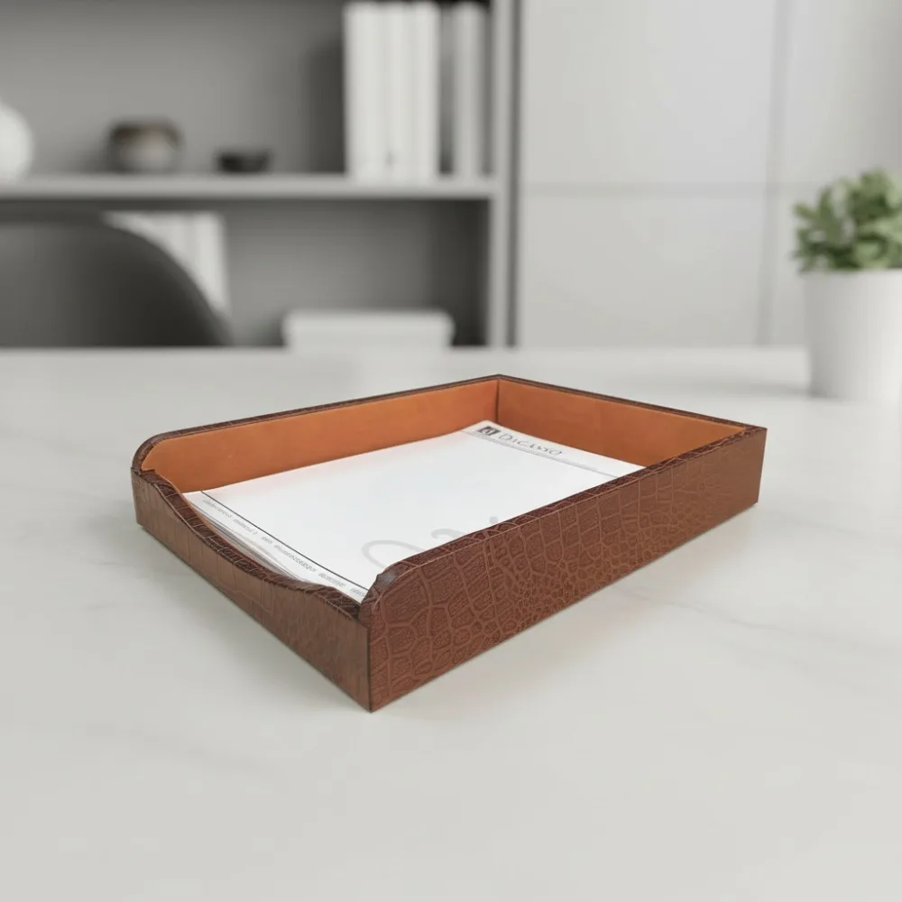 صينية حروف جلدية فاخرة منقوشة على شكل تمساح - منظم مكتب وحامل ورق للديكور التنفيذي (بني)