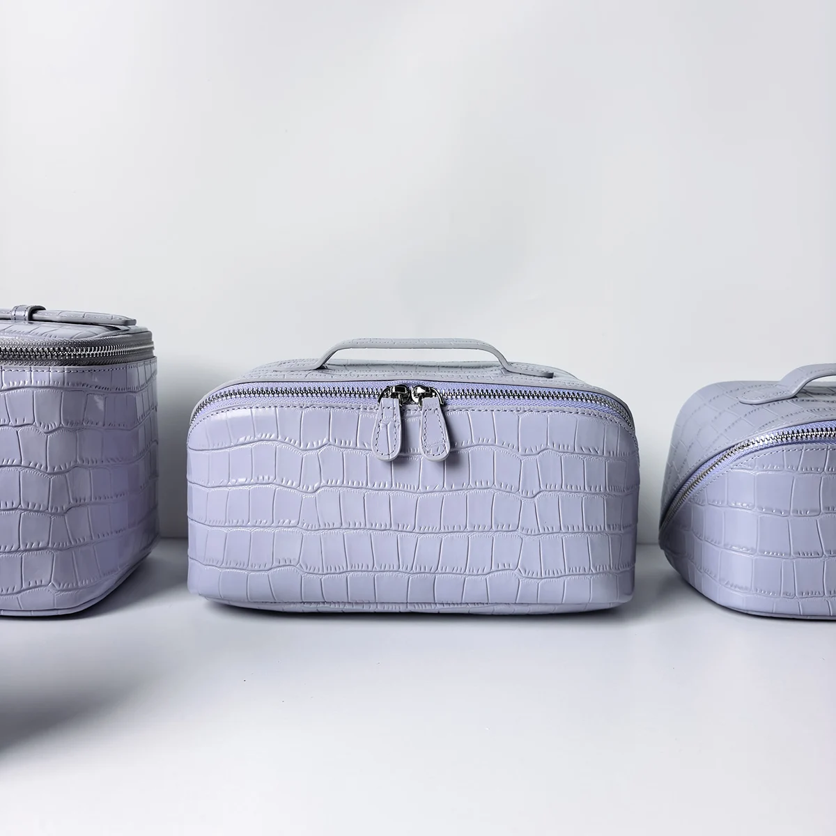 Kosmetiktaschen-Set aus echtem Leder mit lila Krokodilmuster, große Kapazität, Reise-Toilettentasche für Damen, Kosmetiktasche, Beutel – Detail 10
