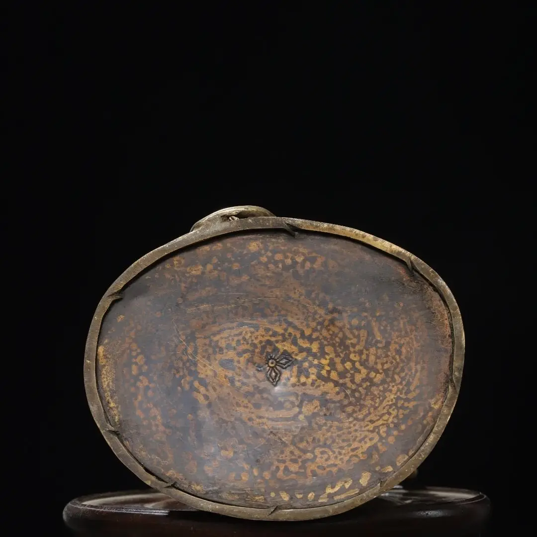 Copper gilt silver [Green Tara] height 22cm wide 14cm thick weight 1.3kg
