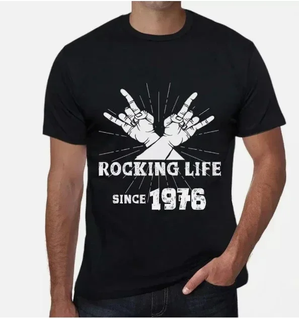 تي شيرت جرافيك للرجال Rocking Life منذ عام 1976، الذكرى السنوية الـ 48 عامًا