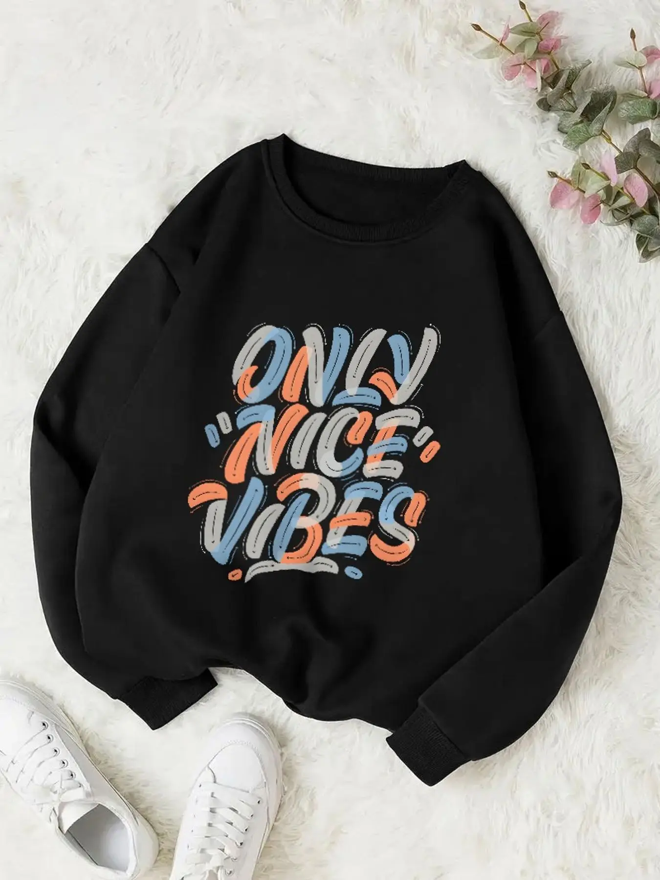 Positive Vibes Women Crewneck Sweatshirt Only Nice Vibes Graffiti Brush Letter Graphic Print Oversized Fleece Long Sleeve Pullover Black Trendy Casual Street Top