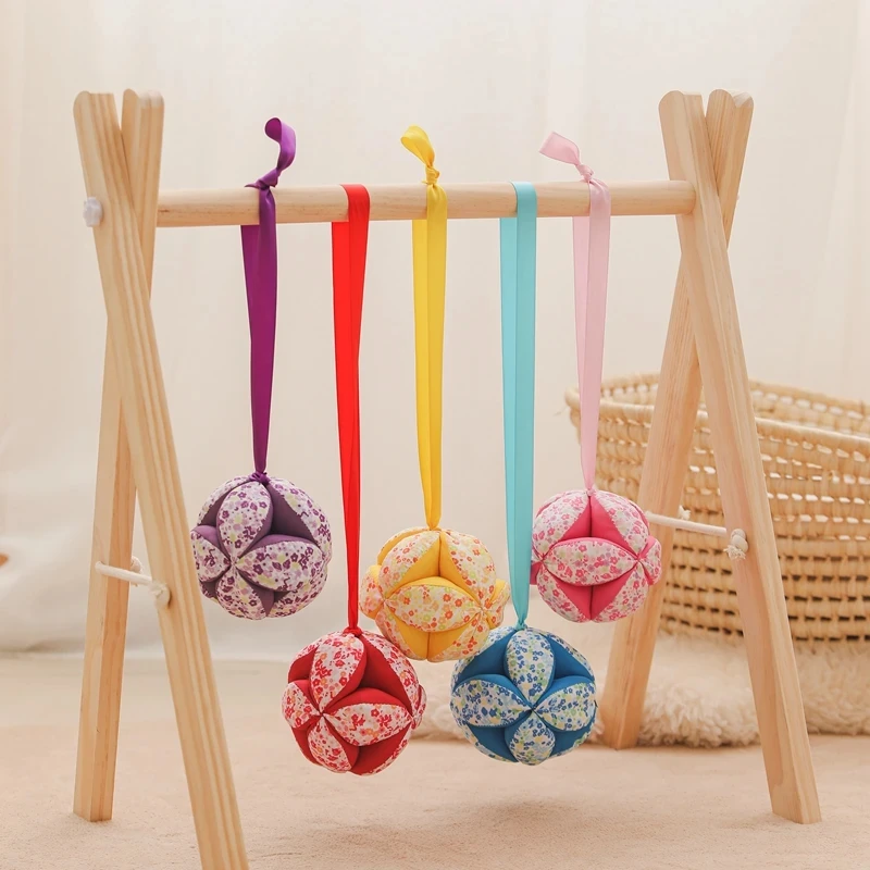 1Pc Baby Hand Catching Cloth Ball Toy Infant Interaction Colored Rattle Ball Toy with Ribbon Appease Bed Hanging Rattle Toy Gift