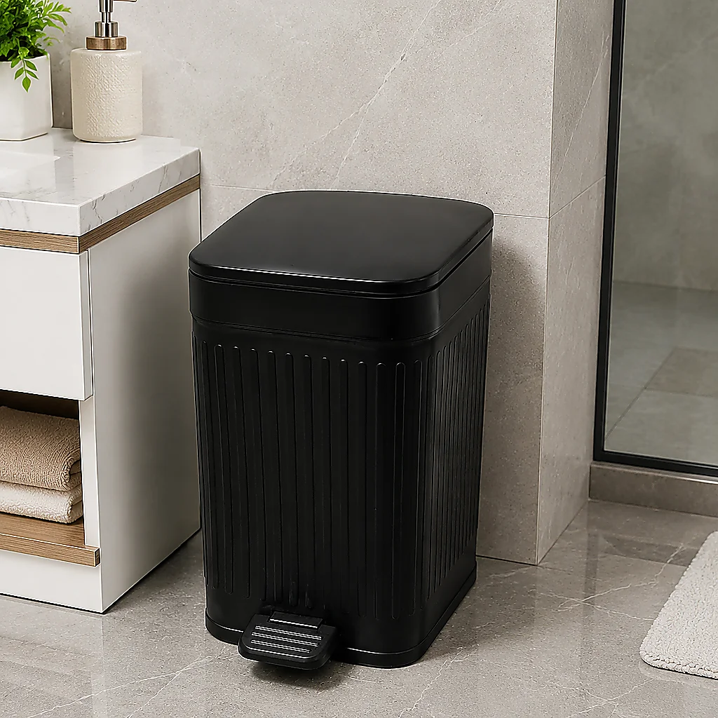 Modern Vertical Striped Pedal Trash Can, Foot‑Operated Plastic Waste Bin With Soft‑Close Lid, Odor‑Proof Rectangular Garbage Container, Black & White Optional for Bathroom, Kitchen, Bedroom