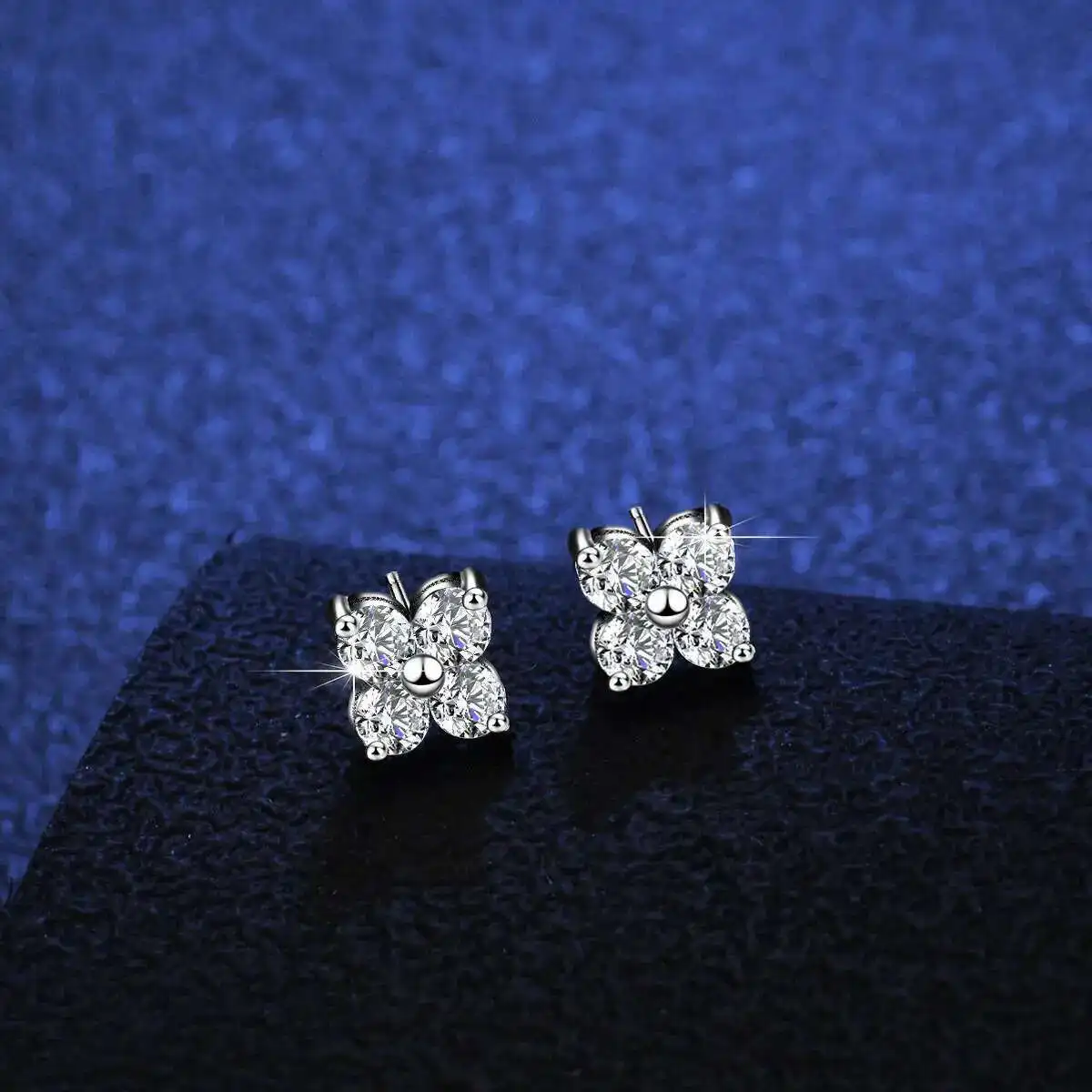 JH D VVS1 أقراط مويسانيتي مستديرة للنساء والرجال 4 أحجار كلاسيكية S925 حلق من الفضة الاسترليني مع مجوهرات هدية GRA