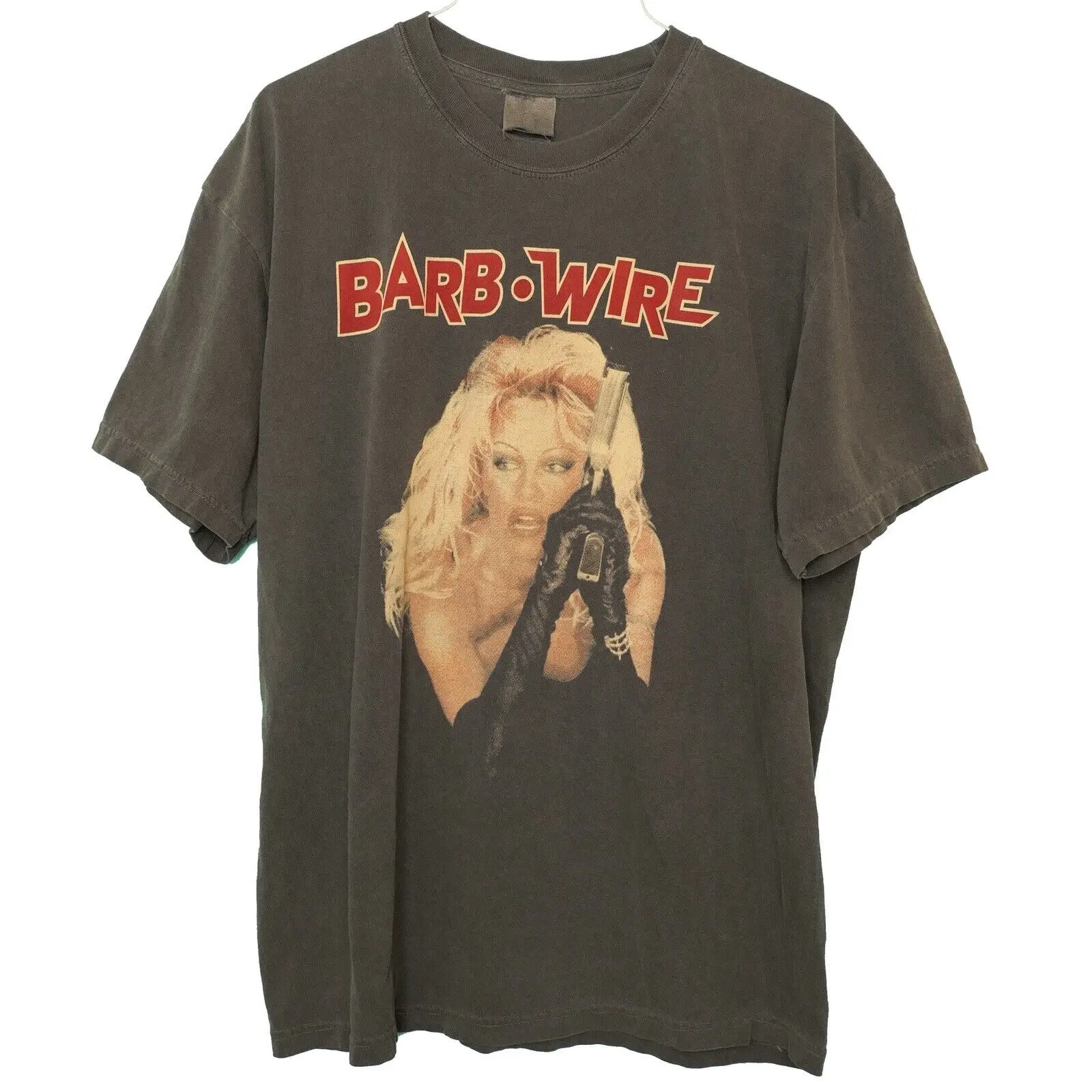 Barb Wire Pamela Lee Anderson 1996 Sci-Fi Horror Movie Tee Baywatch Babe Sz XL