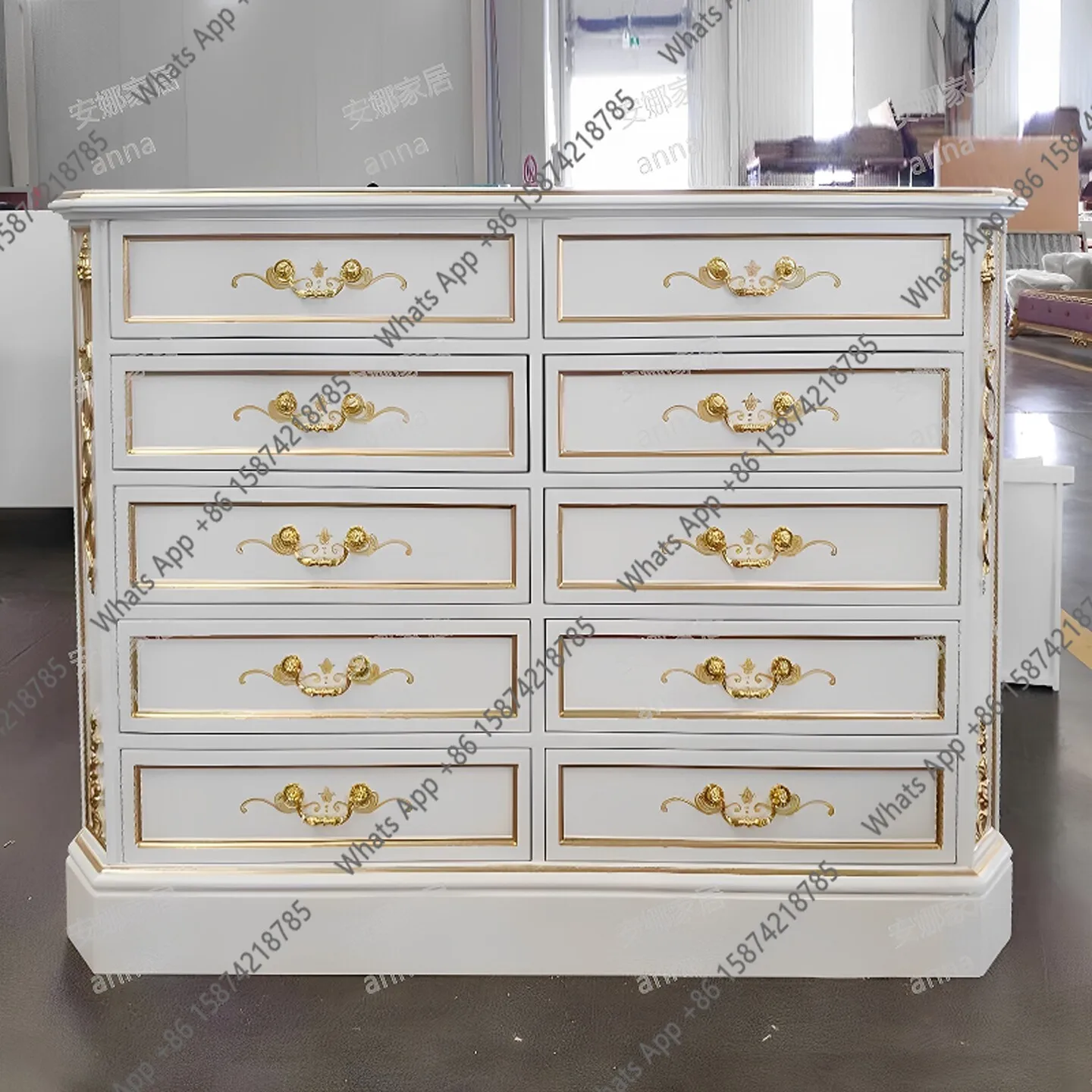 XEuropean Jewelry Counter French Luxury Solid Wood Engraved Gold Foil Cloakroom Jewelry Display Jewelry Cabinet