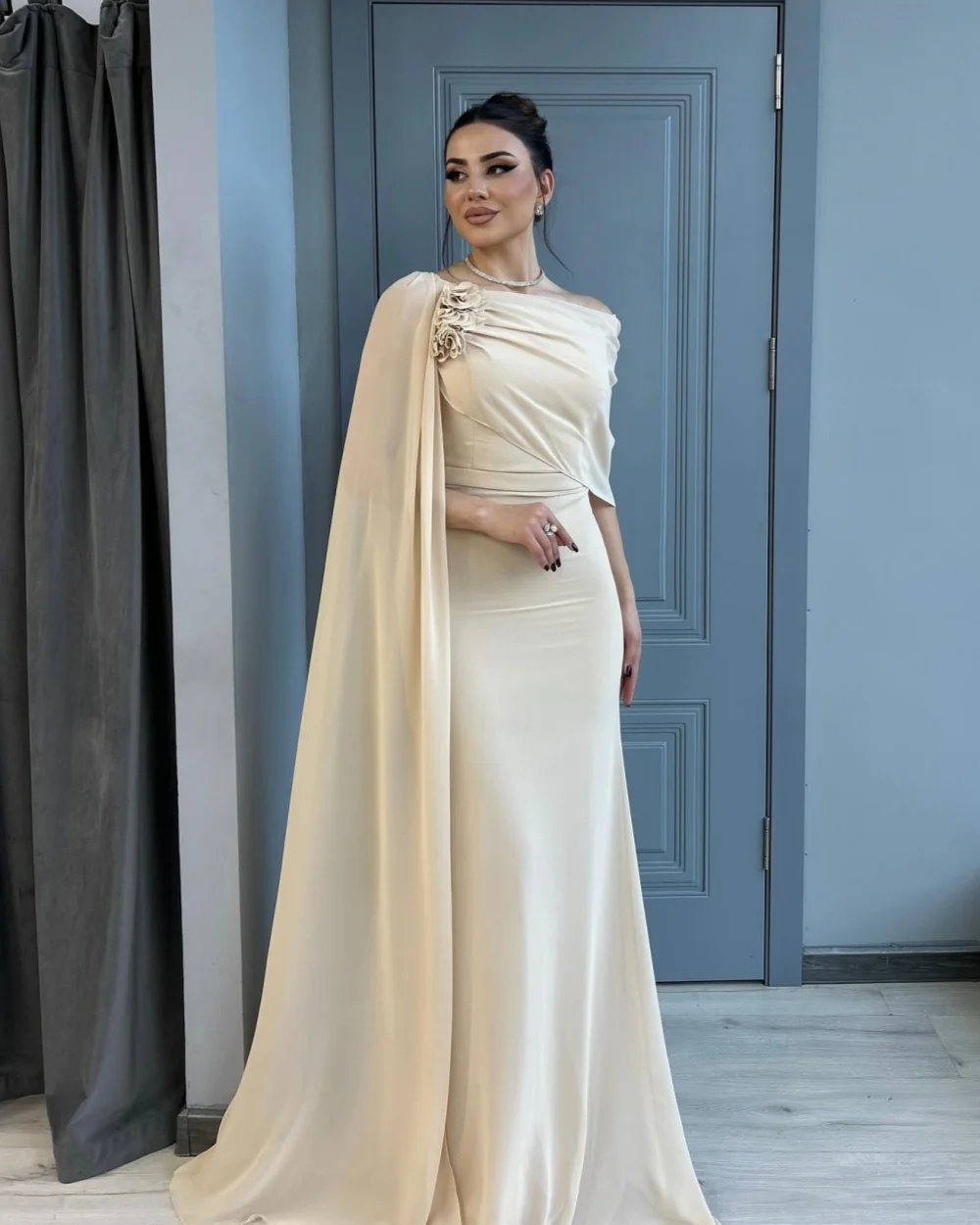 

Customized Elegant Fashion Chiffon Handmade Flower Pleat Straight Off-the-shoulder Long Dresses Bespoke Occasion Dresses Formal