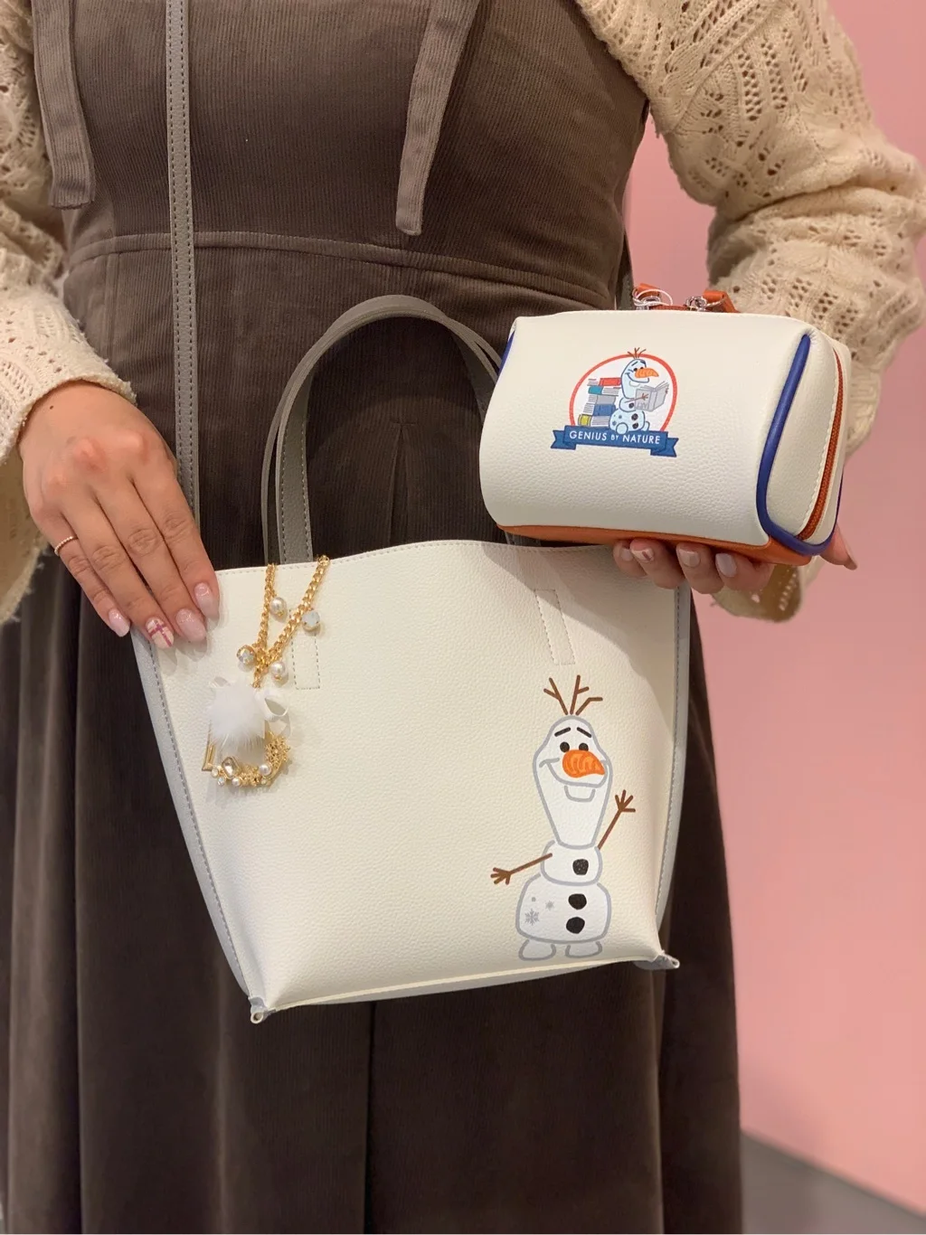 MINISO Disney\'s New Ice Queen Little Snowman Series Cosmetic Bag Clutch Bag Girl Cute Coin Purse