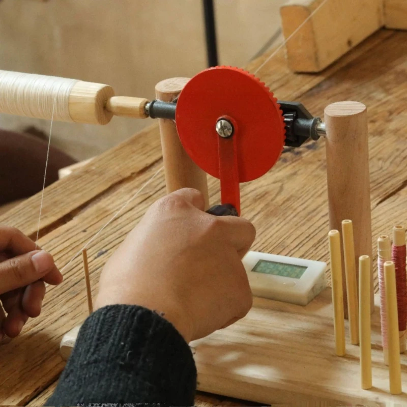 Easy Operate Electric Yarn Spinning Machine for Wool Pet Fur Yarn DIY Yarn Combining Plying Textile Craft Equipment