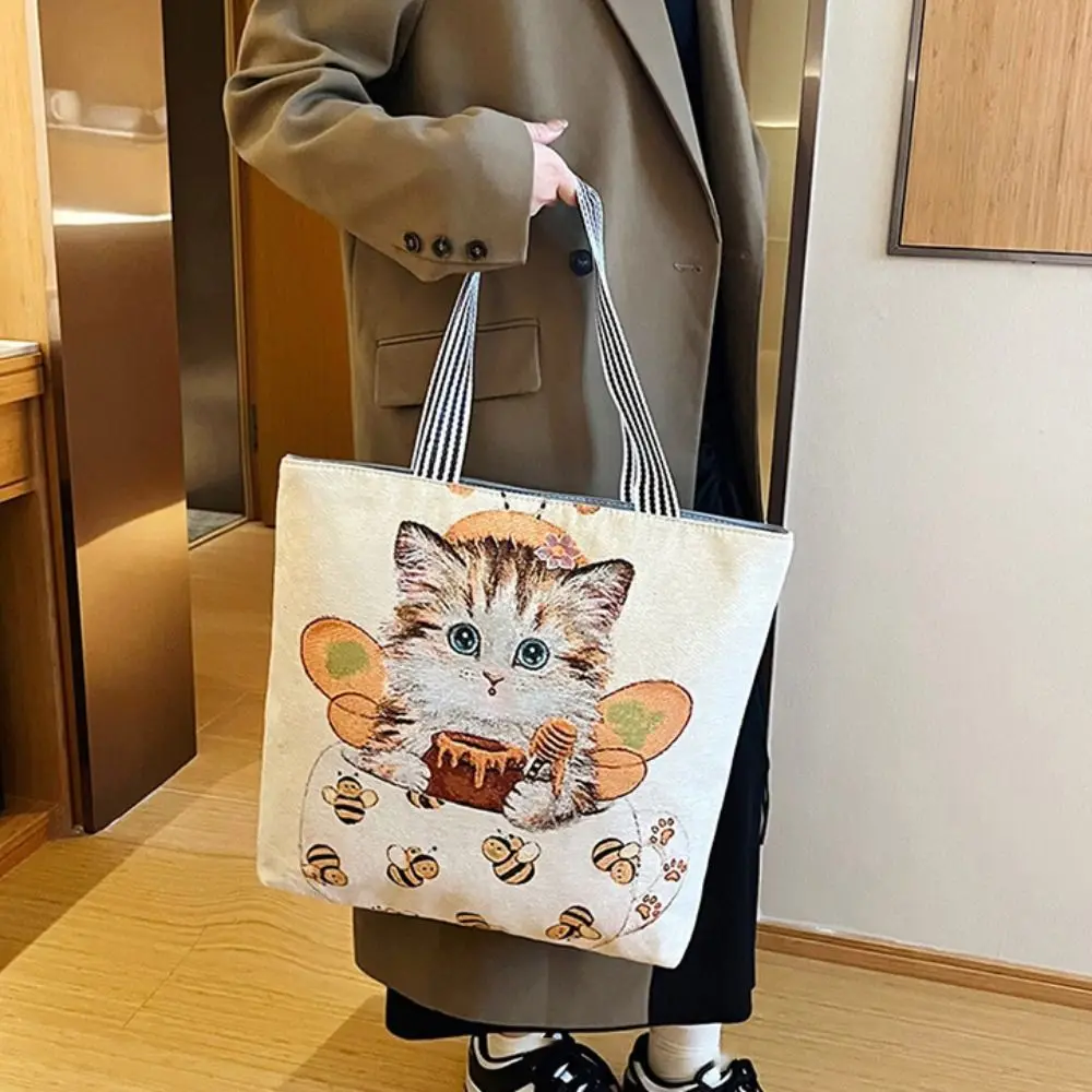 Large Capacity Ethnic Style Handbag Embroidery Shoulder Bags Flower Cloth Bag Cosmetic Bag Storage Bag Animal Shoulder Bag