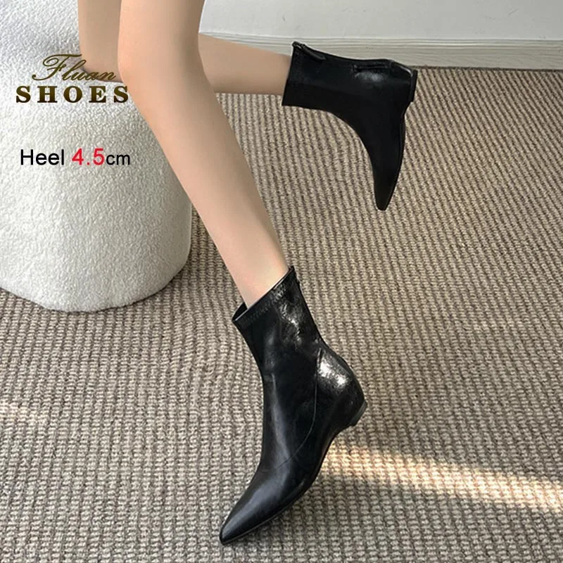 新型ポインテッドトゥショートブーツ 4.5cmミドルヒール レディースアンクルブーツ 秋 フレンチスタイル レディースシューズ ブラック ファッションミドルブーツ