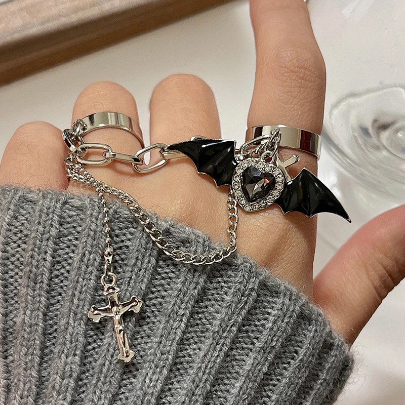 Y2K Little Devil Heart Wing Ring for Women Men Gothic Dark Cross Chain Pendant Love Crystal Opening Two Fingers Fashion Jewelry