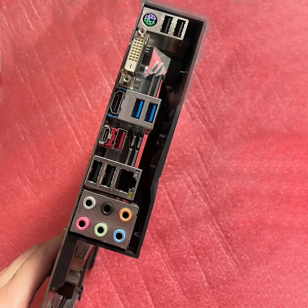 اللوحة الأم H370 DDR4 PCIE3.0 6XSATA M.2 HDMI + DVI-D + DP H370 AORUS GAMING 3