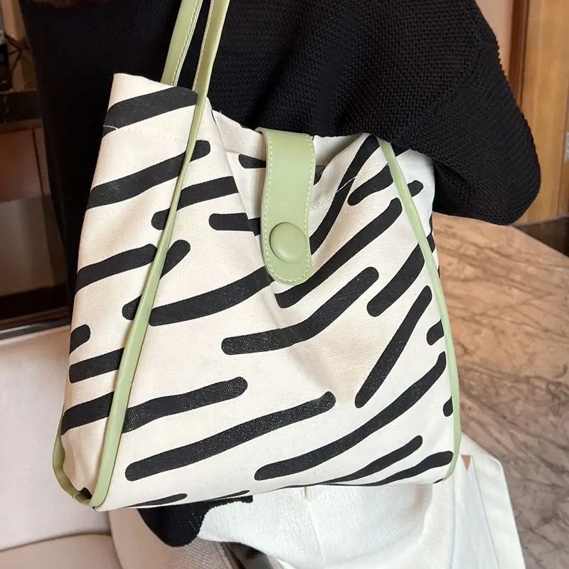 

Foufurieux Sweet Cherry Tote Bags Women 2024 High-capacity Canvas Shoulder Bag All Match Office Lady Underarm Bag Autumn Bolsas