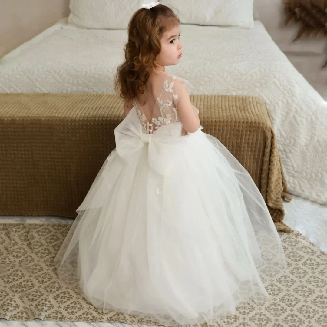 

Customized Ivory Flower Girl Dress For Wedding Tulle Appliques Elegant Kids Little Bridesmaid First Communion Banquet Ball Gown
