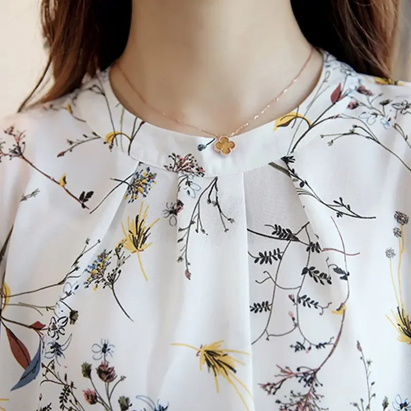 New Fashion Chiffon Floral Print Women Blouse Short Sleeves O-neck Women\' Clothing Loose Female Tops Elegant Shirt 825C