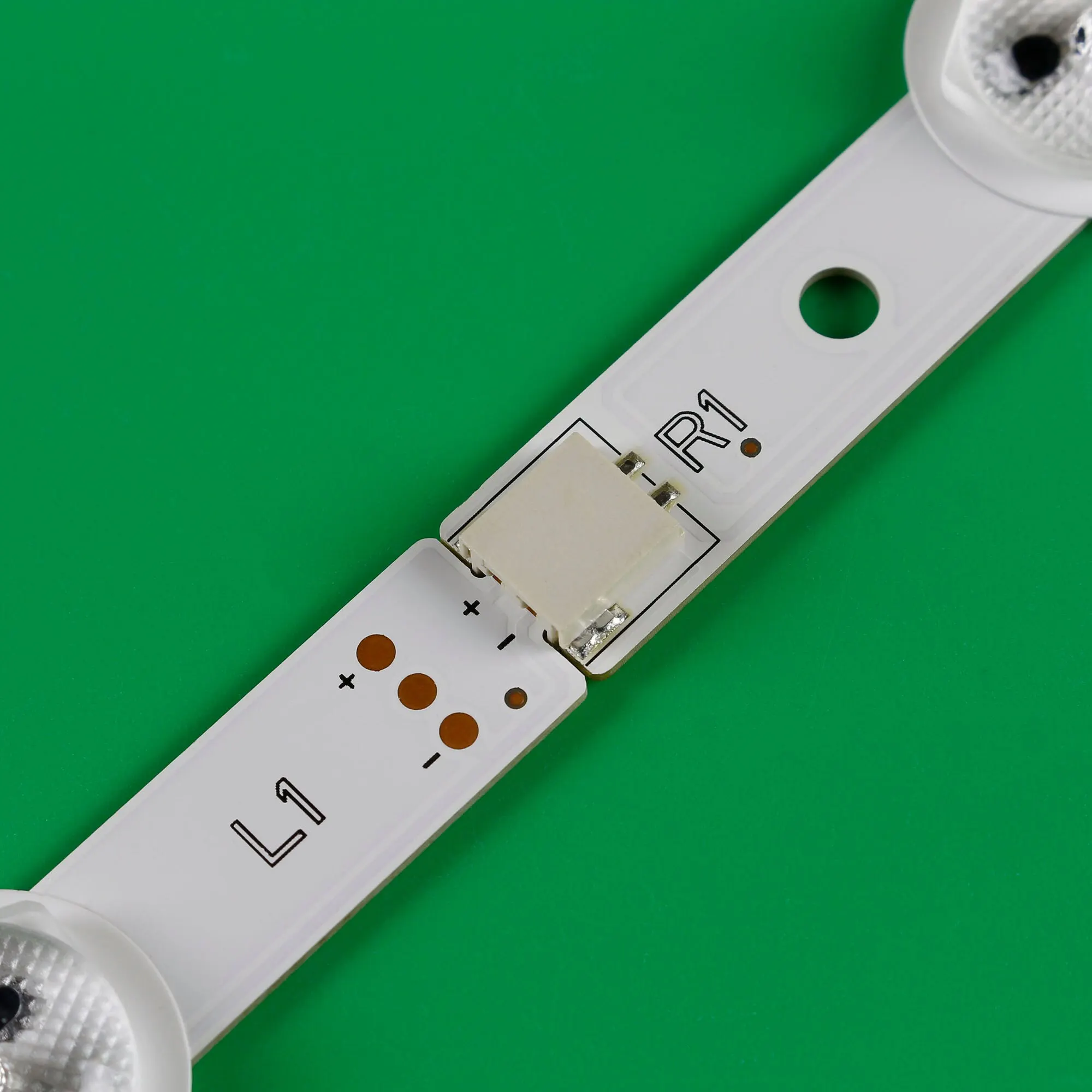 8 sztuk listwa oświetleniowa LED dla LIG 37 ln5403 37 ln540b 37 ln541u 37 la613v 37 la615v LATWT370R 6916L-1138A 1137A 1139A 1140A