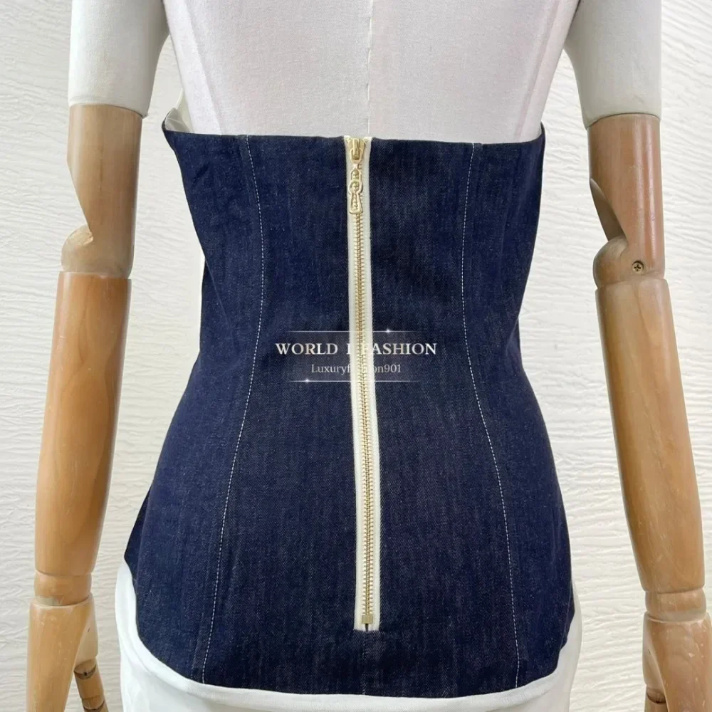 Biała sukienka midi bez rękawów z denimu, z patchworkiem i siateczką, z dekoltem typu halter, 2025