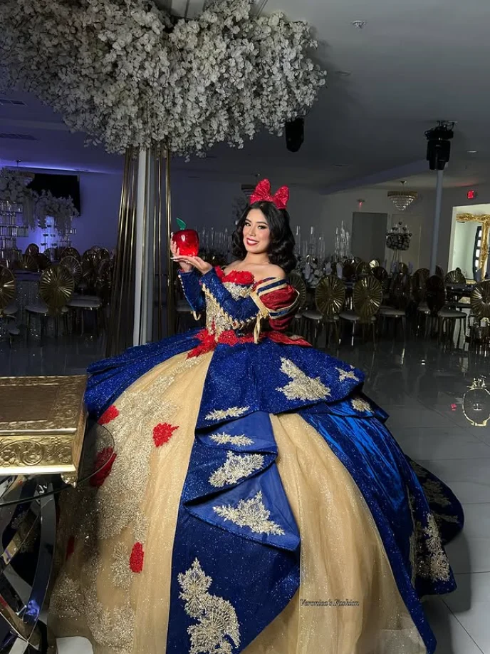 

Золотое королевское синее викторианское платье принцессы Quinceanera с блестящим корсетом с открытыми плечами, блестящие платья de 15 años по индивидуальному заказу