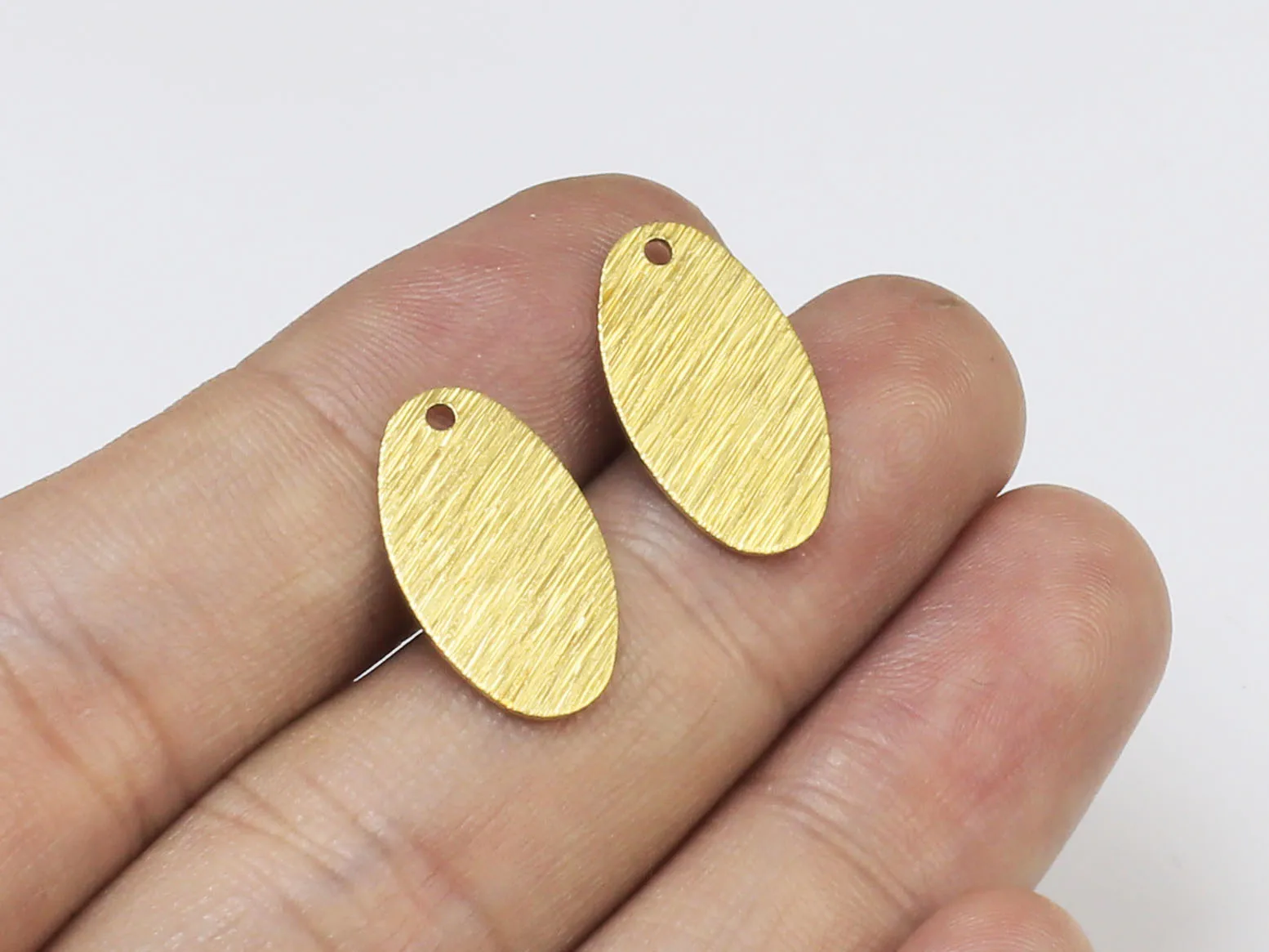 20pcs Brass charm for earrings Textured brass oval pendant 18.5x10.6x0.7mm earrings dangle charms R1570