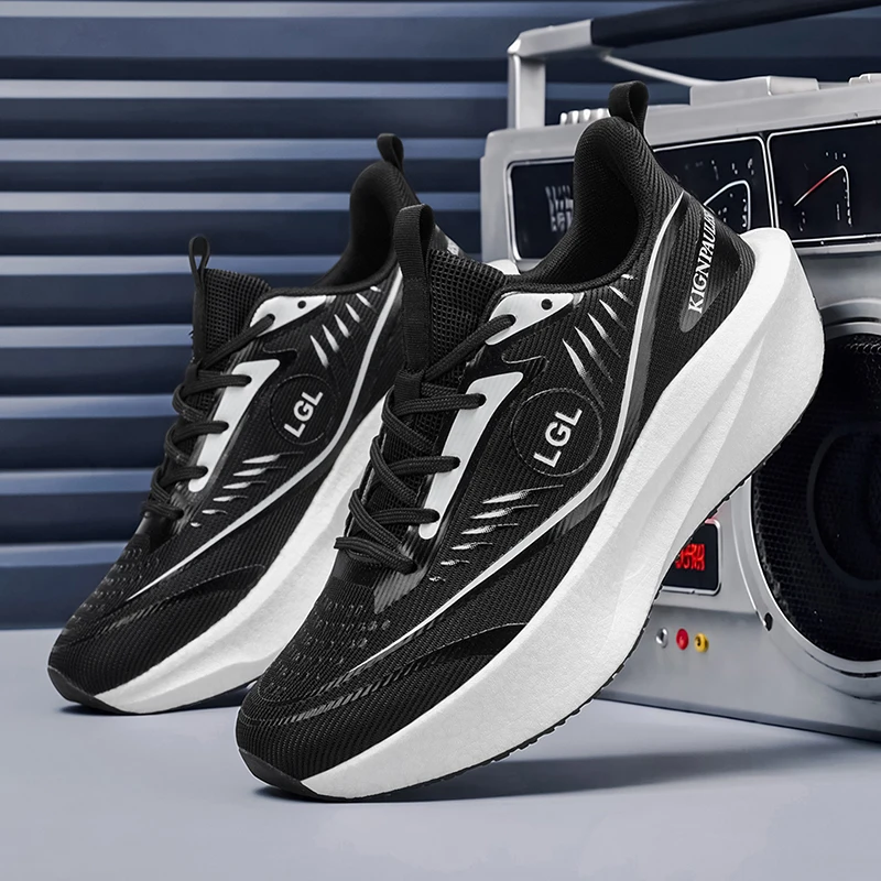 Men Competition Running Shoes Lightweight Foam Ultra-light Breathable Running Training Shoes Carbon Board Jogging Shoes Women