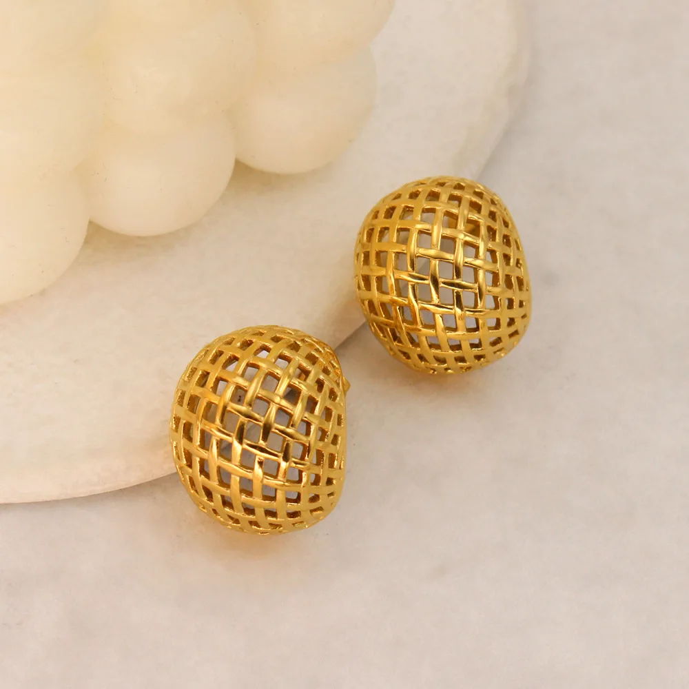 DIY accessories Korean explosion temperament lazy personality INS rhombus weaving hollow titanium steel gold-plated round spheri