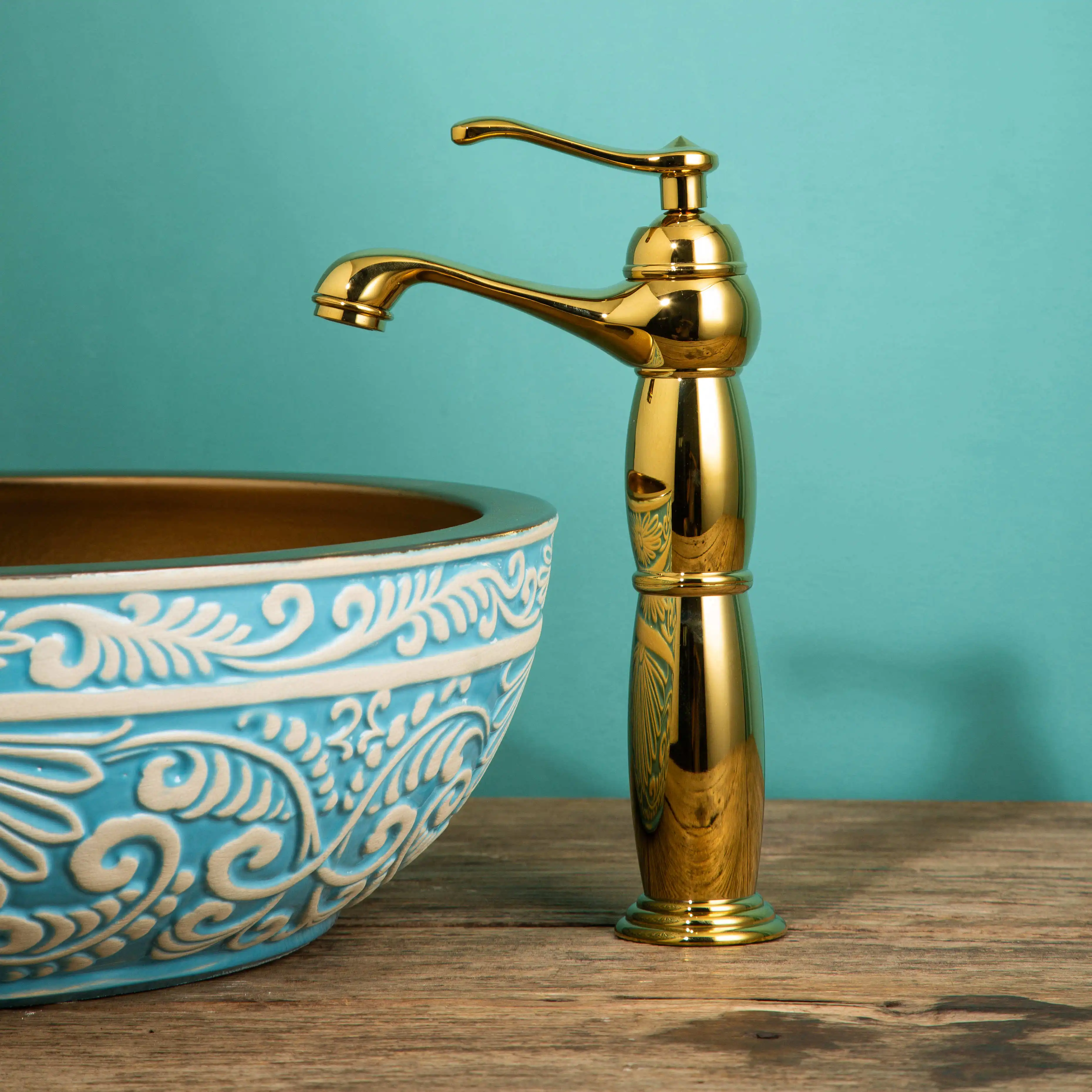 Retro European Style Hand Maded Porcelain Bathroom Countertop Wash Basin Ceramic Vessel Sink Bowl Gold Faucet Drain Combo