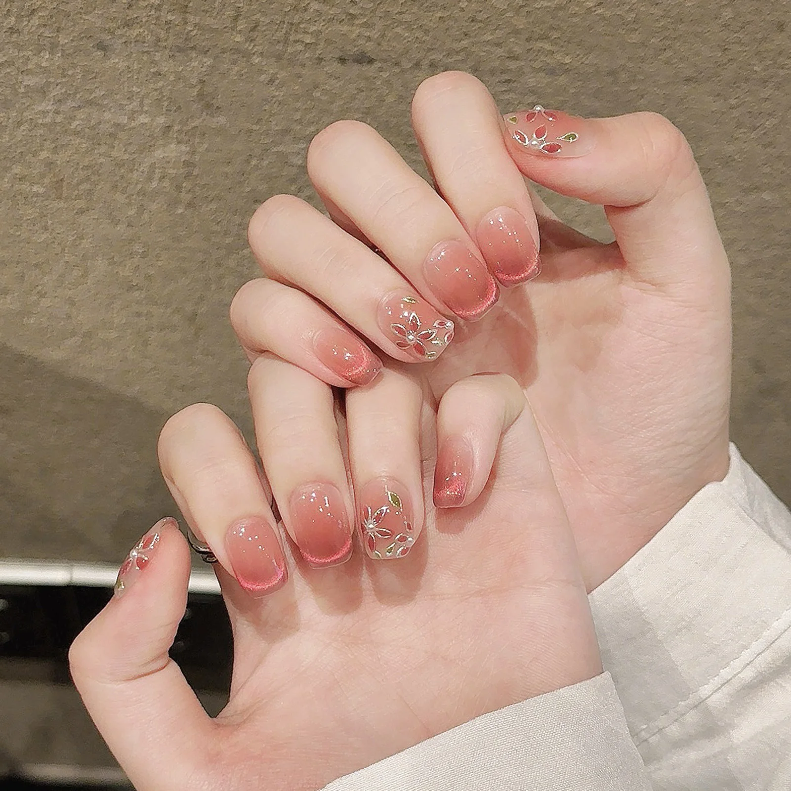 10pcs Glossy Pink Cat's Eye Press On Nails Hand Painted Pear Flower False Nail Full Cover Wearable Korean Style Fake Nail Patch