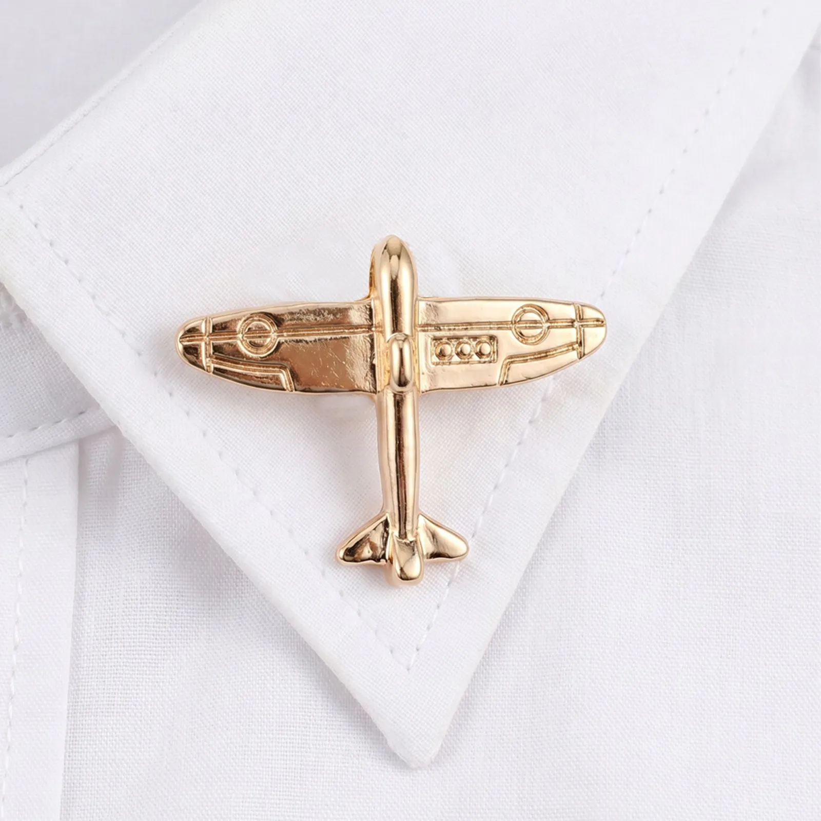 4Pcs Airplane Lapel Pins Minimalist Metal Brooches for Men Women Travel Souvenir Shirt Suit Backpack Flight Attendant