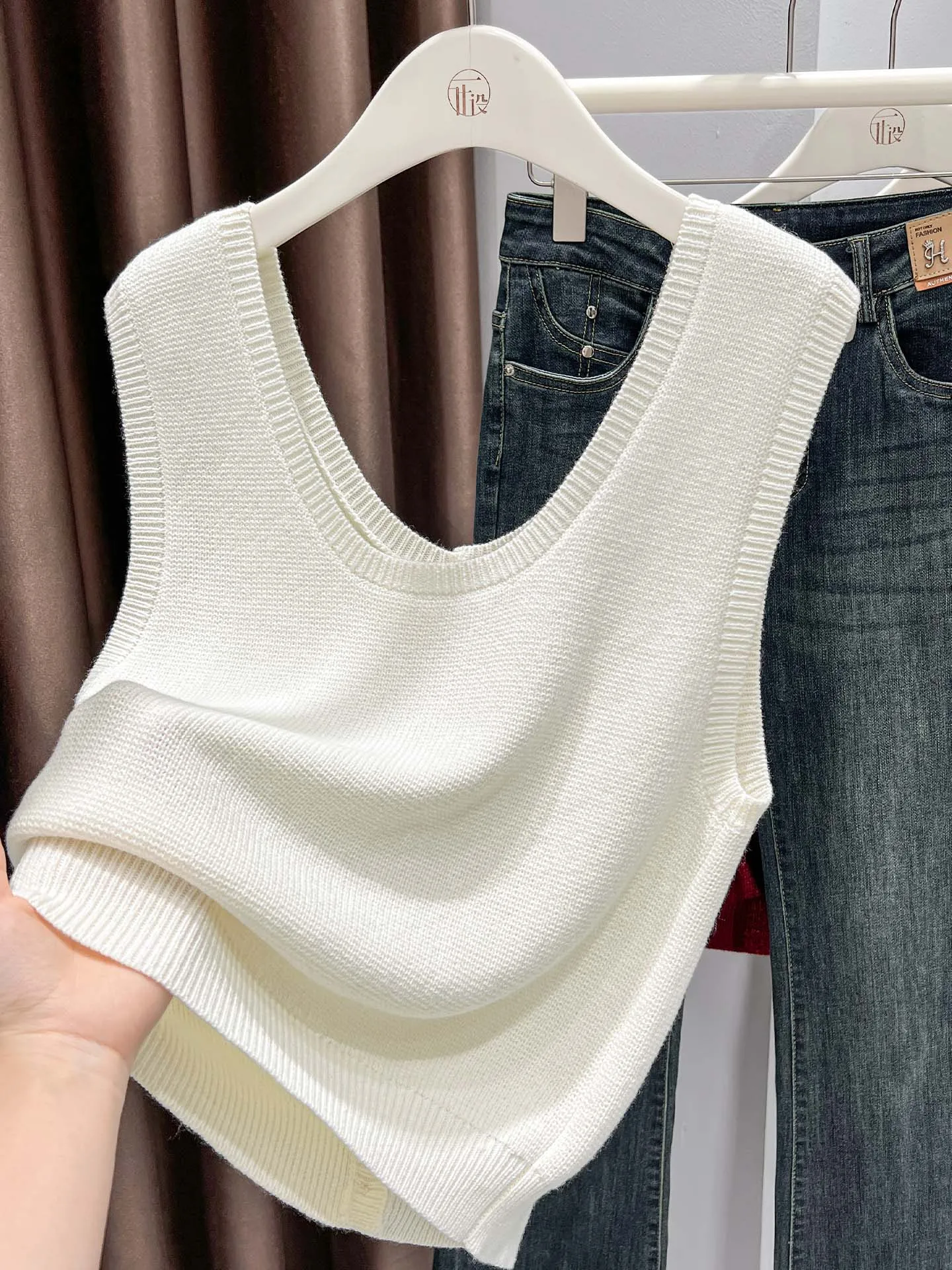 

ort round Ne Svel Вязаный свитер Жилет Женский модный коврик Осень Зима Новый Sle Front Ba Wear Single Bu...