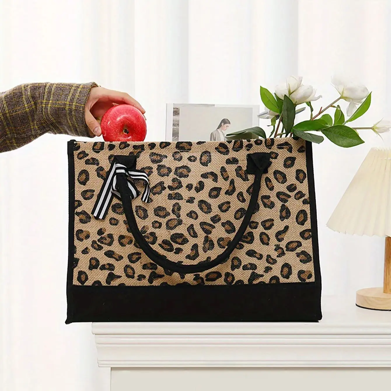 Bolsa de lona con estampado de llama de leopardo, bolso de almacenamiento interno impermeable con gran capacidad de transporte, bolso de playa