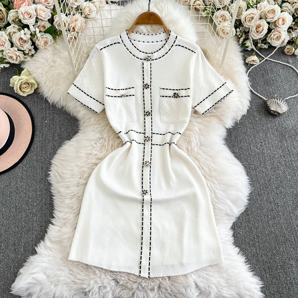 Female 2024 Spring Summer New Collection High Waist Women's Summer Retro Unique Single Bbreasted Fragrant Style Dress