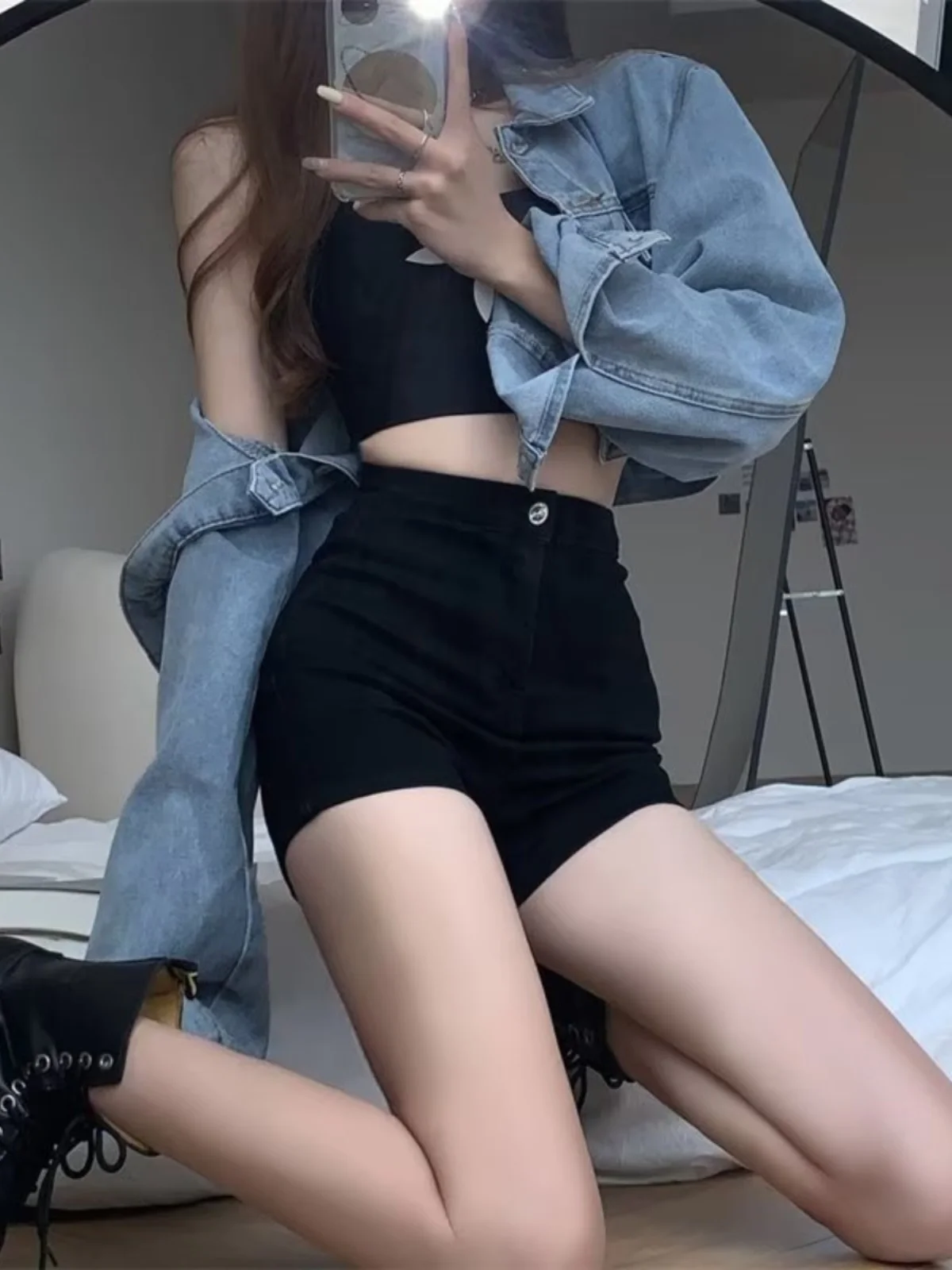 Black High Waist Straight Leg Super Short Jeans Women's Spicy Girl  Skirt Tight Fitting Bodycon Shorts Summer Denim Shorts