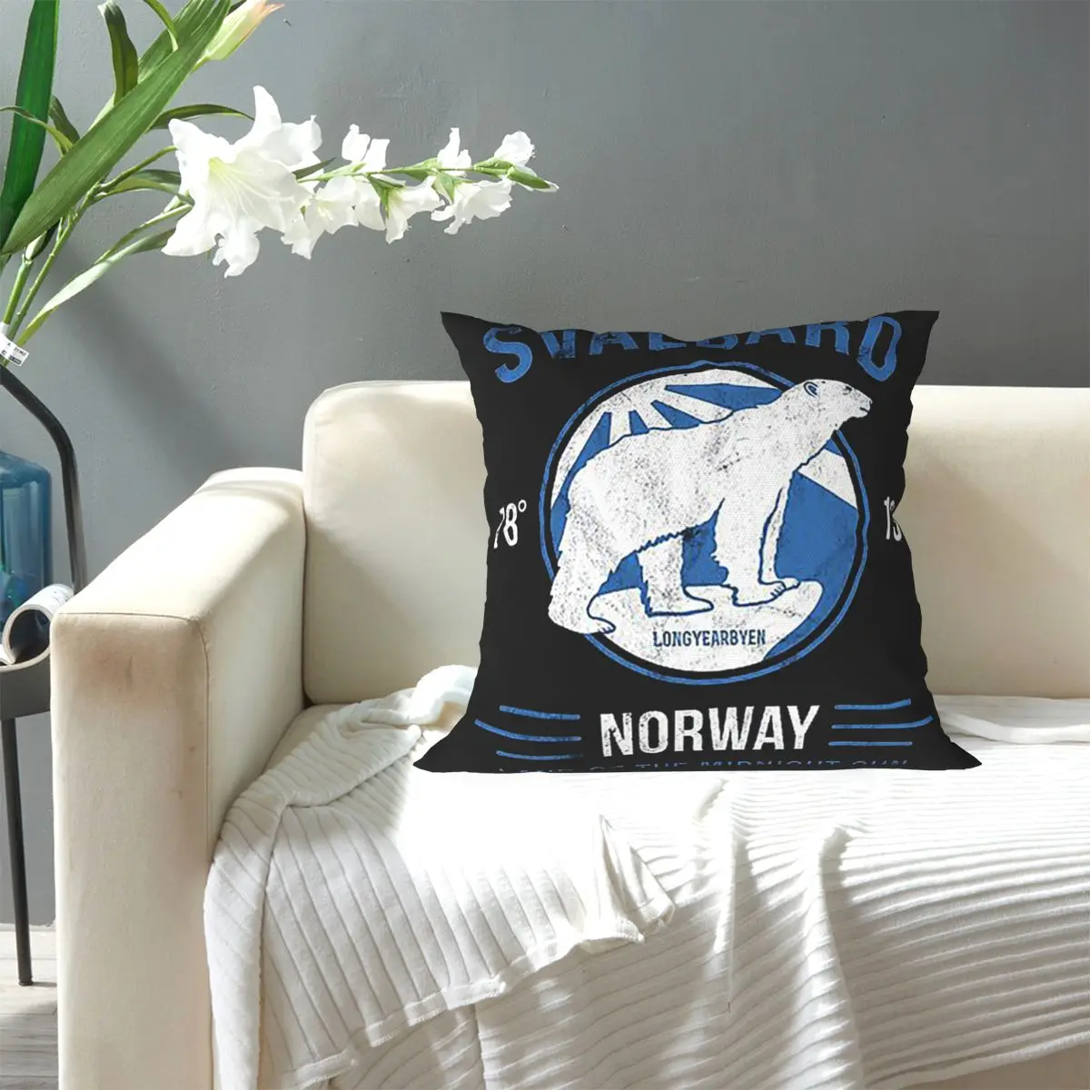 Svalbard Polar Bear Midnight Sun In Norway Square Pillowcase Pillow Cover Cushion Decor Comfort Throw Pillow for Home Bedroom