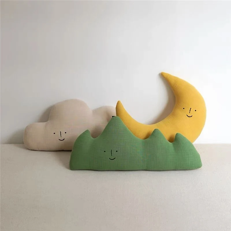 Hot Selling Kleine Speelgoed Maan Ster Wolk Vorm Pluche Sierkussen Schattige Poppen Knuffel Dier Plushie Kussen Slaapkamer Sofa Decor