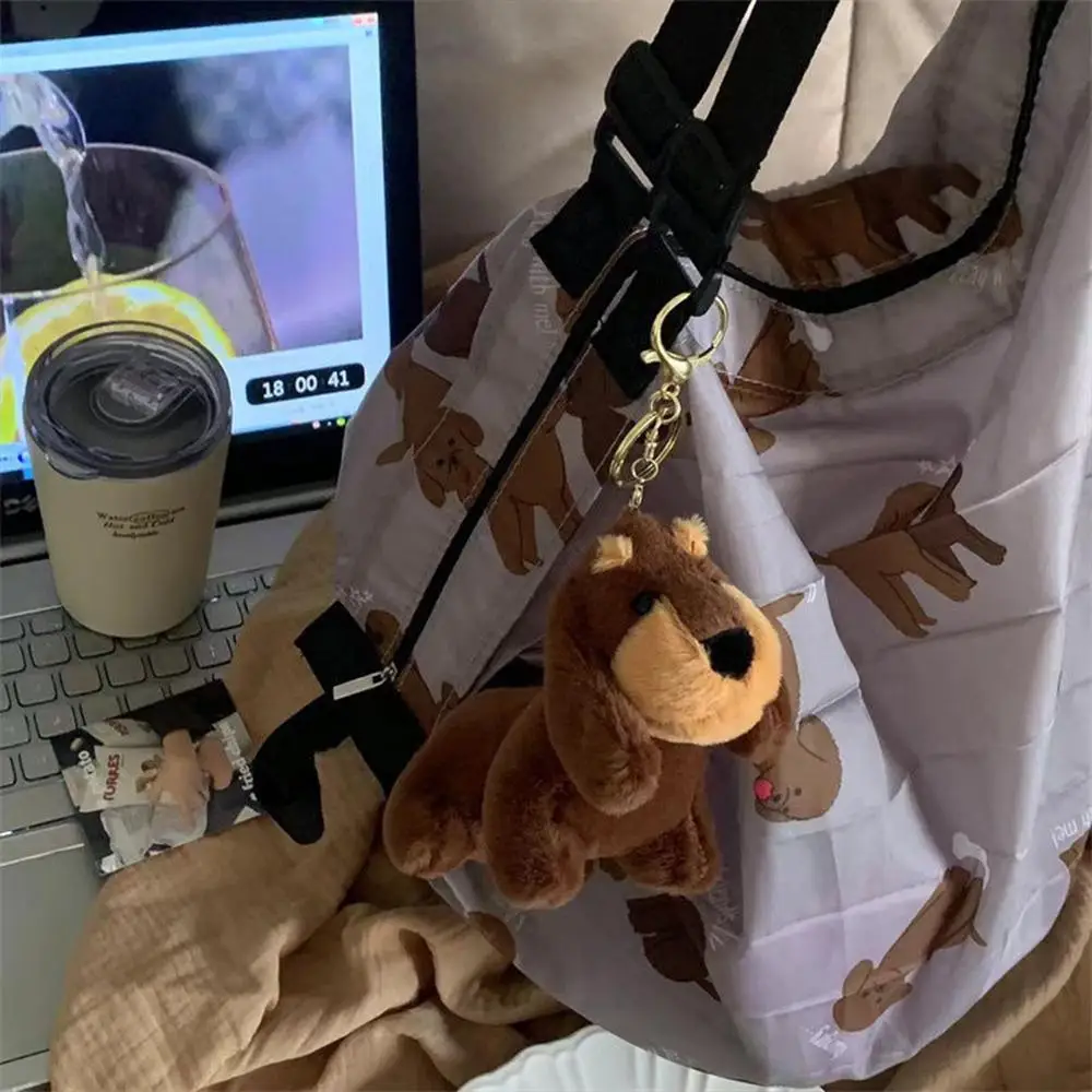 Schattige springerige hond pluche pop sleutelhanger teckel INS-stijl rugzak charmes knuffel sleutelhanger unisex