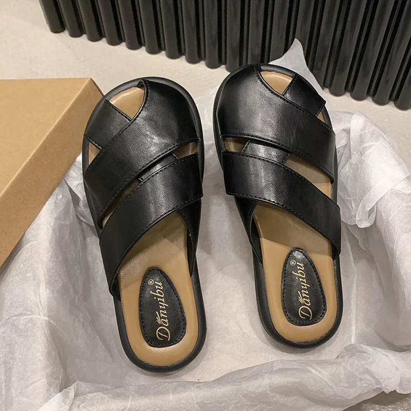 Summer New Women Baotou Sandals Minimal Fashion Breathable Round Head Slippers Casual Lightweight Non Slip Sandalias